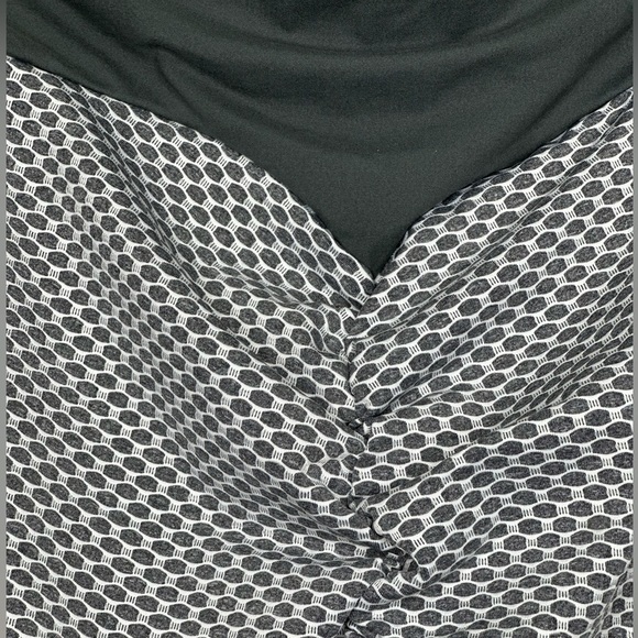 Grey High Waisted Spandex Yoga Leggings - Picture 15 of 16